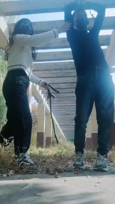 【魅影女神】抓住小偷虐成狗 bf19919-绳艺套路资源网