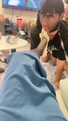 【妮卢娜S】家奴伺候/深喉/喂吃浓痰/喝洗脚水 bf29199-绳艺套路资源网