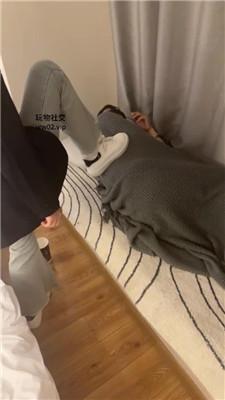 【00后情侣】坐脸窒息/麦昆白袜踩/鞋底口水舔/转胯 bf46578-绳艺套路资源网