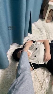 【白兔】体罚/藤条鞭打/舔玉足/伺候沐足 JS241126-2-绳艺套路资源网