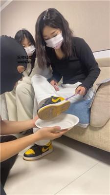 【精神小妹】4S学生主-喝刷鞋水/全体重踩踏/吃烟灰/圣水 bf47096-绳艺套路资源网