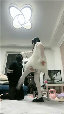 【桃子老师】连环踢裆/舔脏鞋/洛丽塔全体重踩踏 bf47400-绳艺套路资源网