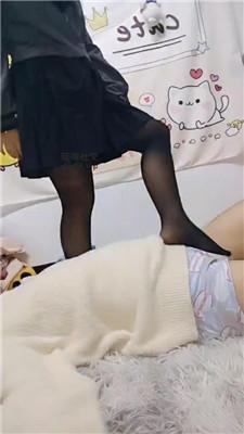 【木木sama】黑丝脚踩虐/坐脸窒息/物化坐垫奴 bf47389-绳艺套路资源网
