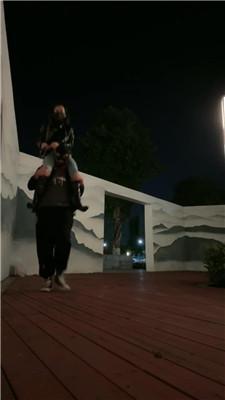 【多多】户外遛狗犬化-捆绑长靴踩虐鞭打 bf47489-绳艺套路资源网