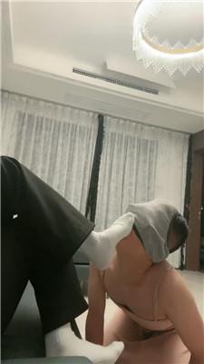 【虎牙】内裤套头/舔闻空军一号白袜/骑马脚深喉 JS241127-20-绳艺套路资源网