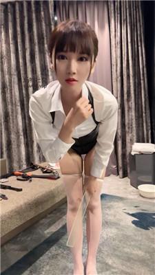 【喬S】台湾小妹S-舔不好白丝就鞭打/脚下喂食 bf47562-绳艺套路资源网