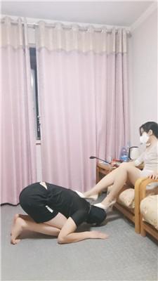 【珍惜女王】转胯遛狗/口塞/喂口水/脚喂食 bf48322-绳艺套路资源网