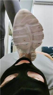 【美娜格格】运动后超臭原味鞋袜辱 bf47925-绳艺套路资源网