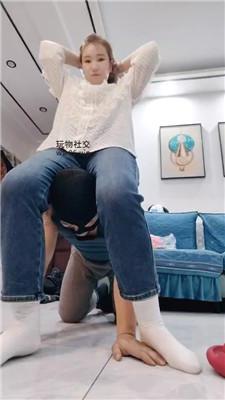 【李老师】白袜脚跳踩/胯下羞辱 JS241212-10-绳艺套路资源网