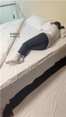 【璎珞】沉浸式品尝原味运动袜/掐乳深喉 bf48054-绳艺套路资源网