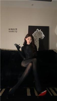 【04情侣主】车模女神S-高跟黑丝踩乳/骑马狂舔臭脚 bf48653-绳艺套路资源网