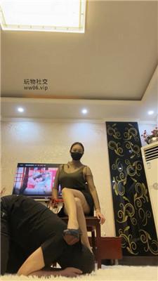 【颜主】丝袜脚深喉/散鞭狂抽/高跟踩/虐乳坐脸窒息 bf48887-绳艺套路资源网