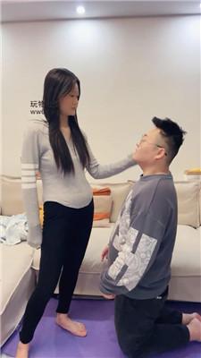 【埋汰】瑜伽裤女神玉足踢踹 JS250104-55-绳艺套路资源网