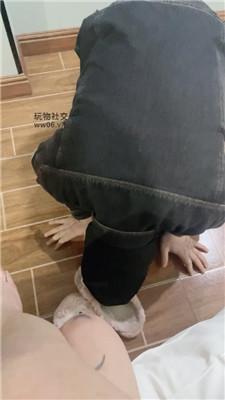 【小凤梨】纹身小妹肉丝脚下的绿帽 JS250120-15-绳艺套路资源网