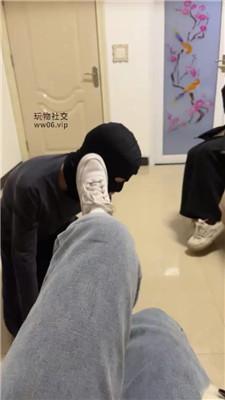 【七七小主】素人学生双S-轮流跪舔脏鞋 JS241225-26-绳艺套路资源网