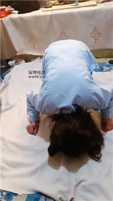 【伪娘和人妻】蓬头垢面的狗舔脚，真是下贱啊 JS241224-40-绳艺套路资源网
