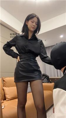 【狗哥】高跟黑丝踩/踢裆耳光/转胯狗爬 bf49469-绳艺套路资源网