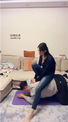 【埋汰】牛仔裤女神骑马踩踏 bf50264-绳艺套路资源网