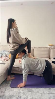 【埋汰】瑜伽女神美腿玉足踩虐 bf50294-绳艺套路资源网