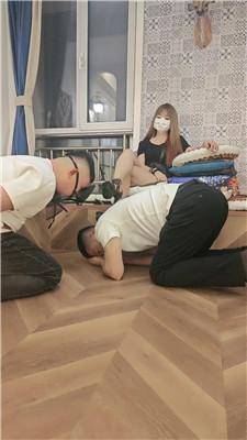 【淡颜】狠虐兄弟奴-重度鞭打/高跟踩踏 bf49715-绳艺套路资源网