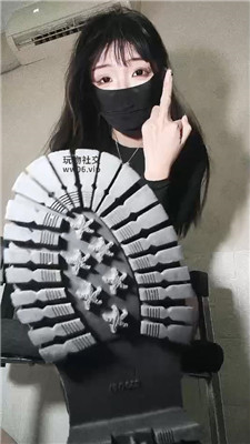 【绝美兔】绑带靴底灯    250213-5-绳艺套路资源网