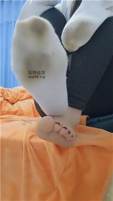 【沅S】贱狗进来吃主人臭袜子    250130-28-绳艺套路资源网