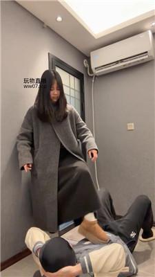 【狗哥】开发素人S-毛拖鞋白袜虐 bf50660-绳艺套路资源网