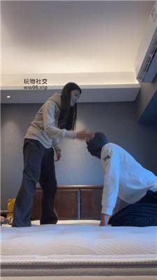 【伊未】坐脸窒息-黑棉袜踩虐 bf49815-绳艺套路资源网